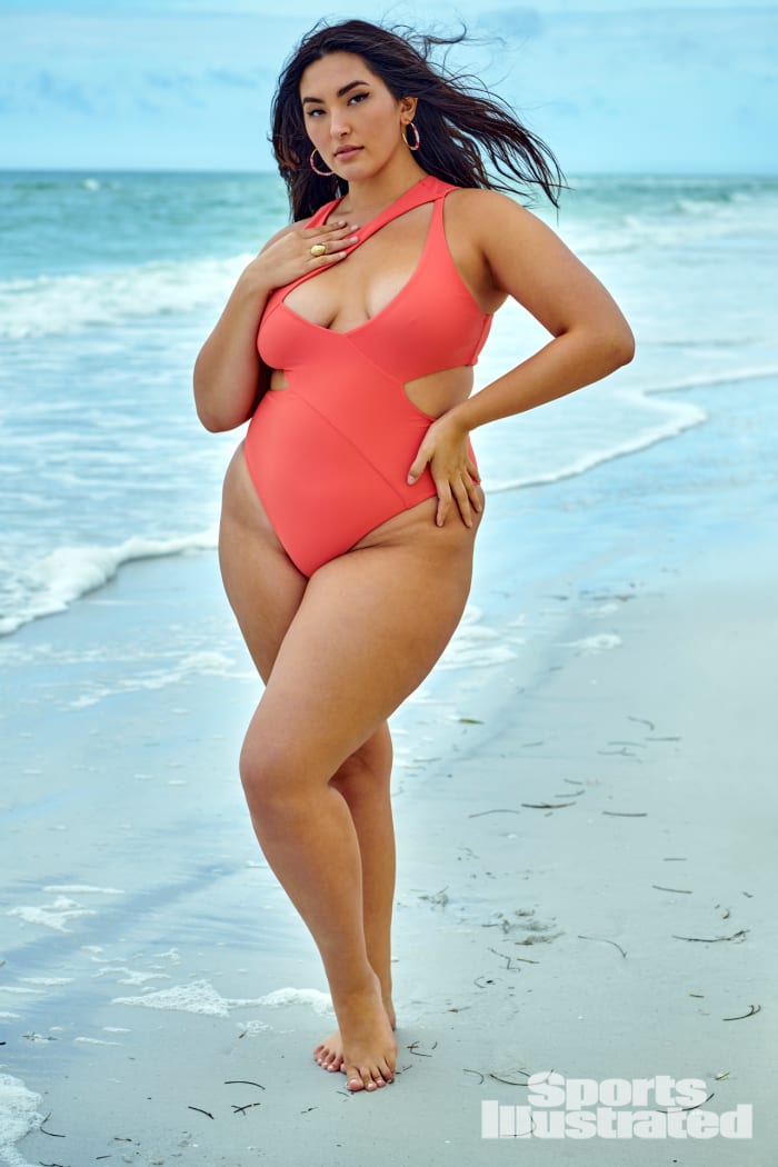 X163483_TK5_00189WMweb